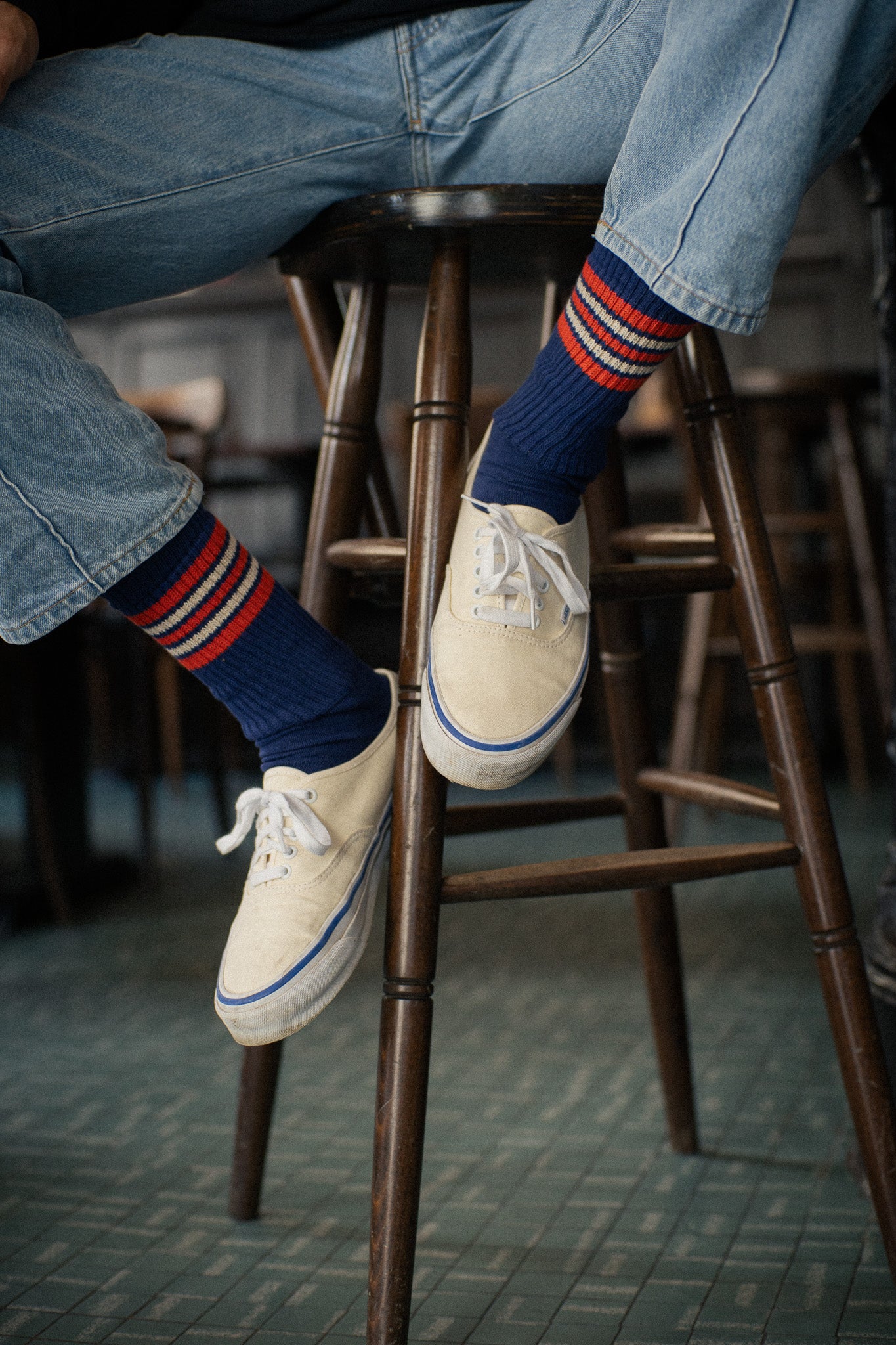 Escuyer Men's striped socks worn with Vans sneakers — 5 Stripes collection, hand-linked toe, made in Portugal