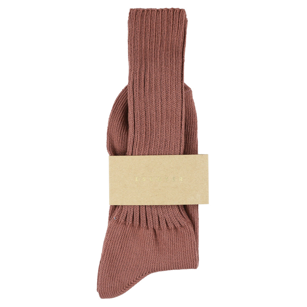 Women's ribbed crew socks in dark pink, slub cotton, made in Portugal by Escuyer