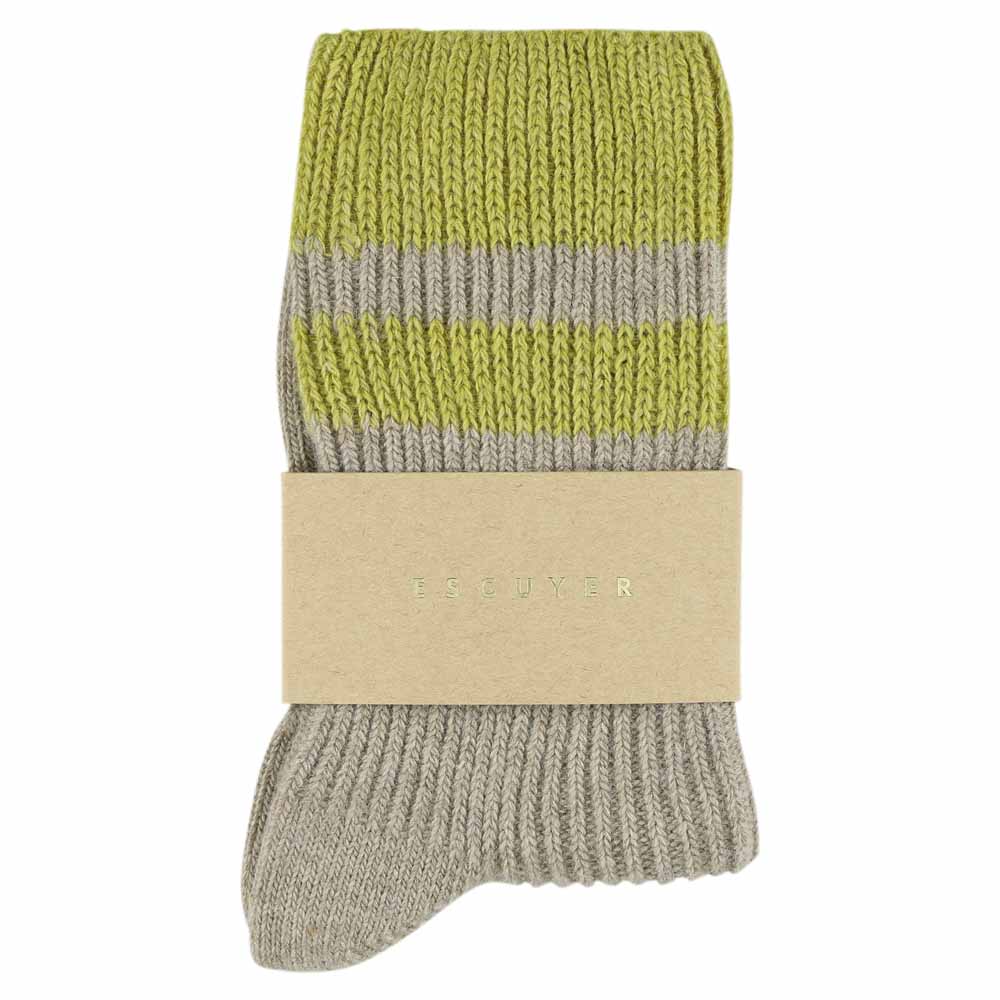 Close-up of Escuyer Beige / Green women's striped cashmere socks — 10% cashmere, 38% virgin wool, GRS certified recycled polyamide